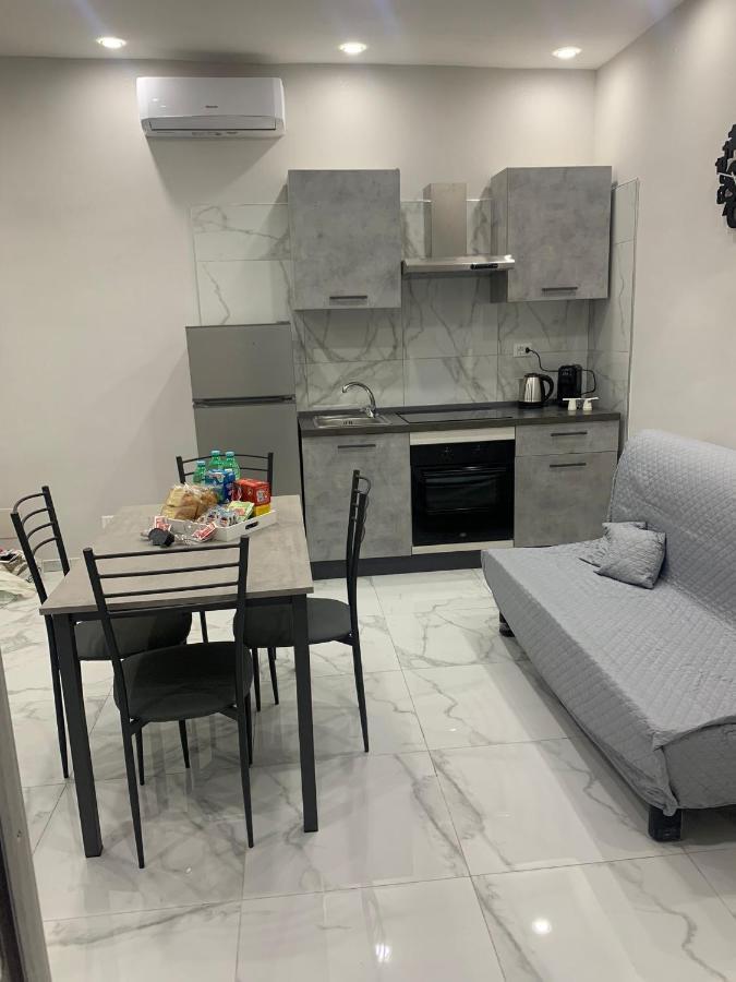 Апартаменты Angela House Неаполь Экстерьер фото